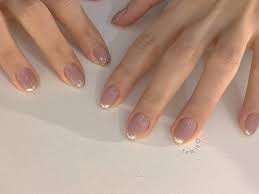 lilm tamie on instagram くすみラベンダー色 色はこだわって混ぜて作ることが多いです シンプル1 ワンカラー1色 4000 税抜 ミラー代 オフ別途1500 税別 ネイル シンプル マニキュア シンプル マニキュア ネイル 薔薇