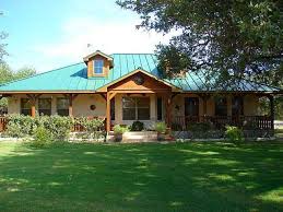 Texas hill country homes are our forte at bryan smith homes! Pin By Yumi On Exterior Home Design Hill Country Homes Ranch House Exterior Ranch Style Homes
