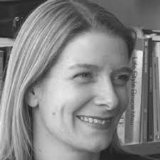 Gillian Garner's Instagram, Twitter & Facebook