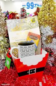 6 Secret Santa Gift Ideas For Under 20 Smart Fun Diy Secret Santa Diy Christmas Gifts Christmas Gifts For Coworkers