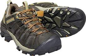 Keen Men S Voyageur Trail Shoe Black Olive Inca Gold 10 M Us For Product Price Info Go To Https All4 Best Hiking Boots Best Hiking Shoes Hiking Boots