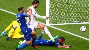 Internasjonale trenere og klubbtrenere er kjent for å spille tankespill foran store sammenstøt i fotballen. Euro 2016 Highlights Italy 2 0 Spain Uefa Euro 2020 Uefa Com
