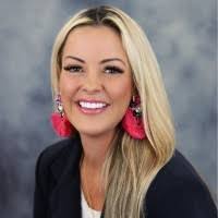 Angela Croom's Instagram, Twitter & Facebook