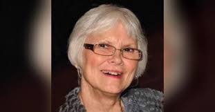 Becky Belcher's Instagram, Twitter & Facebook