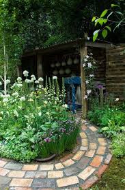 Harpur Garden Images Ltd Mh09ch146 Silver Flora Brick Circular Curved Winding Path Bed Border Chives Allium Garden Images Beautiful Gardens Outdoor Gardens