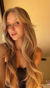 Hang Laclaire (@HLaclaire30747)