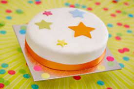 Leopard is officially the print of the season and now it's finally been turned into an edible form. Asda Vanilla Celebration Cake Asda Groceries