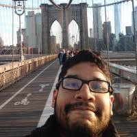 900+ perfiles de «Roland»