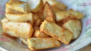 Setelah nasi selesai digoreng, nasi kemudian dituang dalam selembar piring. Resepi Ubi Kayu Goreng Youtube