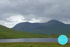 Im inneren befindet sich ein feld aus weidekraut. Lesetipps Fur Schottland Fans 7 Buchtipps Die Euch Nach Schottland Entfuhren