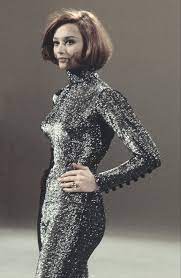 Interprete raffaella carrà, nome d'arte di raffaella maria roberta pelloni nazionalità italia dicembre 1970 matrici zkas 25606 zkas 25607 supporto:vinile 45 giri note: Italian Singer Raffaella Carra In The 70 S Oldschoolcool