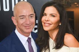 Where was lauren sanchez born? Jeff Bezos And Lauren Sanchez Reunite Plan To Appear At Oscars