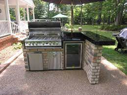 Would Cook More Outside If This Was Available Small Outdoor Kitchens Outdoor Kitchen Grill Outdoor Kitchen Plans