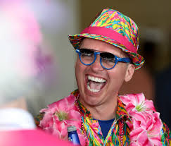 Kentucky Oaks photos 2019: Pink hats, horses, Churchill Downs