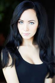 Bright blue eyes and brown hair that is a medium yet rich shade, and if your skin is light, you will most likely look lovely in bright blue, hot turquoise, and clear, primary colors like green or even yellow. Black Hair Blue Eyes And An Angel Face Imgur