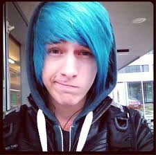 Amidst these special snowflakes with their magical unicorn hair there are even a few solitary males: Pin On Emo