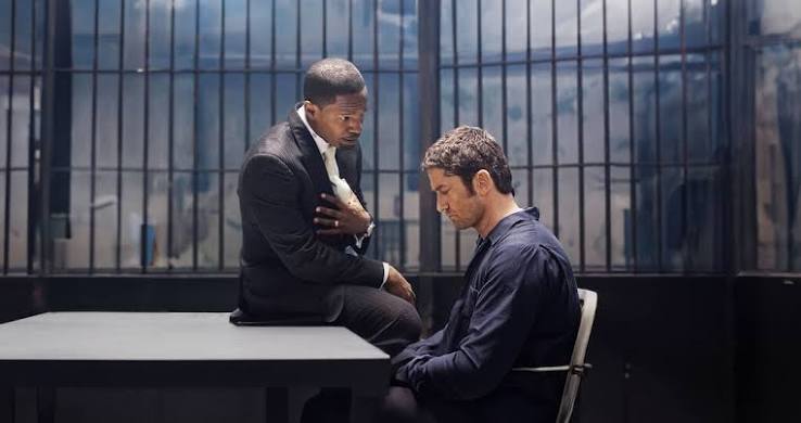US] Law Abiding Citizen (2009) - Clyde Shelton (Gerard Butler) is a family  man who hopes for justice after his family is attacked in a home invasion. A  rising prosecutor (Jamie Foxx)