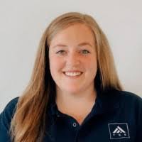 Chelsea Parr's Instagram, Twitter & Facebook