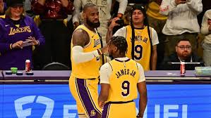 Un premier duo père-fils dans la NBA