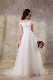 Hier sind die schönsten brautkleider kollektionen der angesagtesten brautkleider: Brautmode Brautkleider Fur Leverkusen Wahle Selbst Schlicht Pompos