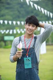 ยศวรรธน์ ทะวาปี ชื่อเล่น ยูโร เกิดเมื่อวันที่ 19 ตุลาคม พ.ศ. à¸—à¸³à¸„à¸§à¸²à¸¡à¸£ à¸ˆ à¸ à¸¢ à¹‚à¸£ à¸¢à¸¨à¸§à¸£à¸£à¸˜à¸™ à¸„à¸§à¸²à¸¡à¸«à¸¥ à¸­à¸› à¸‡à¸„à¸‡à¸• à¸­à¸‡à¸¢à¸à¹ƒà¸« Daradaily