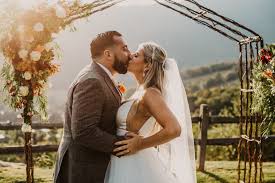 They say that the weddings that run the smoothest are the best organised ones! 10 Wedding Day Tips From A Photographer Who S Seen It All Ameliamariephoto Com