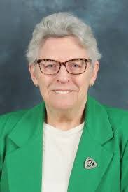 Rita Adams's Instagram, Twitter & Facebook