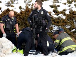 Federal officers blocked medics from scene of ICE shooting, witnesses say |  ICE (US Immigration and Customs Enforcement) | The Guardian