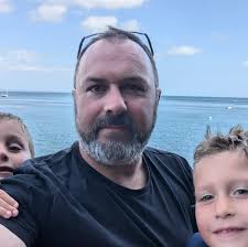 Would anyone like this before I go to the skip. It's been in the garage for  6 months so needs a wipe down, has lots of bits with it.