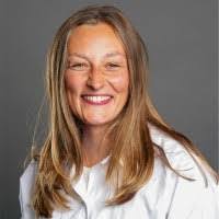 Helen Blakeslee's Instagram, Twitter & Facebook