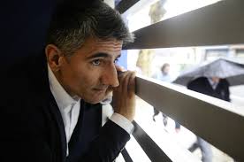 Gustaf regresa al Teatro de Verano y dice: "Hacer reír al otro es un acto  de amor"