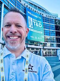 Kenneth Parris's Instagram, Twitter & Facebook