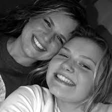 Tammy Tinker's Instagram, Twitter & Facebook