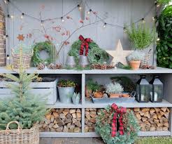 Winterlich Dekorieren Im Garten Unser Garten Wird Winterfest In 2020 Pflanztisch Pflanzentisch Pflanzen