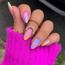 Encontrarás desde uñas acrílicas, uñas de gel, uñas postizas, uñas en punta, uñas de porcelana o uñas vintage. Unas De Moda Para El Verano Colores Y Disenos Que Son Tendencia
