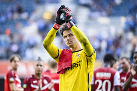 Manchester United advancing in Senne Lammens talks with Royal Antwerp - The  Athletic