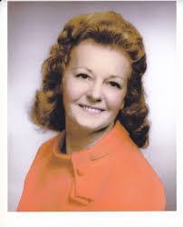 Lottie Mcfadden's Instagram, Twitter & Facebook