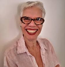 Professor and Doctor Angela de Castro Reis gives workshop