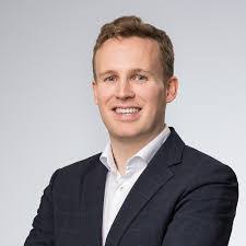 Alexander Weyer's Instagram, Twitter & Facebook