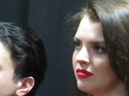 somos el espectador: DEBBIE CASTRO EN EXCELENTE TEMPORADA EN SU DEBUT EN LA  ACTUACION