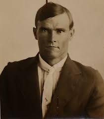 Believe this to be the protection papers of Captain Bertie. Alan Mark, is  that correct? Form: S-15 N 1462 Date 2/20/20 Born in the city of: Cayman  Brac Province of: BW.I Country