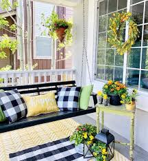 I also love to use nature in decor as much as i can. 25 Welcoming Summer Porch Decor Ideas Shelterness