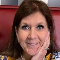 Tessa Marks's Instagram, Twitter & Facebook