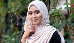 Shanai marriage honey episode 4. Kikis Sikap Pemalu Zaaim