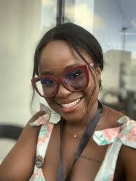 Teresa Loch's Instagram, Twitter & Facebook