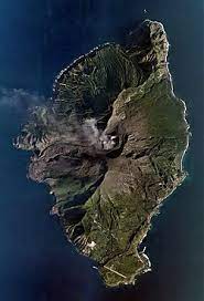 諏訪之瀬島の噴火頻度は多いけど、最近は島ごと逝きそうな勢いがあるから怖い。 鹿児島 諏訪之瀬島で爆発的噴火 噴火警戒レベル「3」に | nhkニュース. è«è¨ªä¹‹ç€¬å³¶ Wikipedia