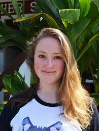 Carrie Holler's Instagram, Twitter & Facebook