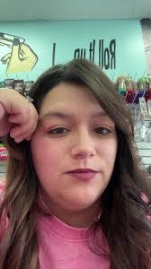 Amanda Ansley's Instagram, Twitter & Facebook