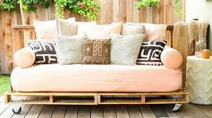 Idee e modelli da realizzare per la casa e il giardino. 31 Idee Per Arredare Il Giardino Con I Pallet Fito