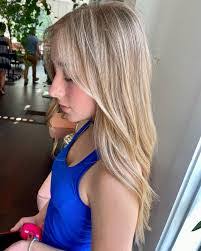 Bridget Thibodeaux's Instagram, Twitter & Facebook